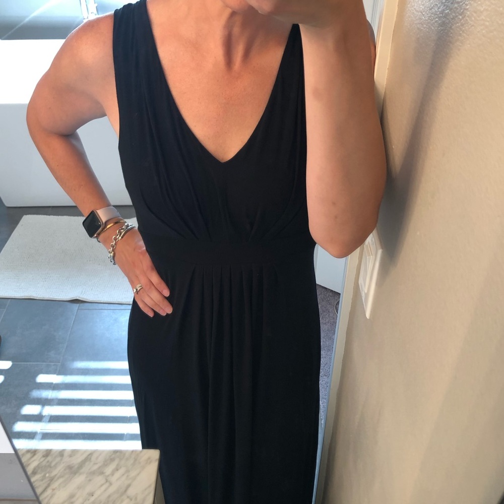 BR v-neck maxi black dress sz XS